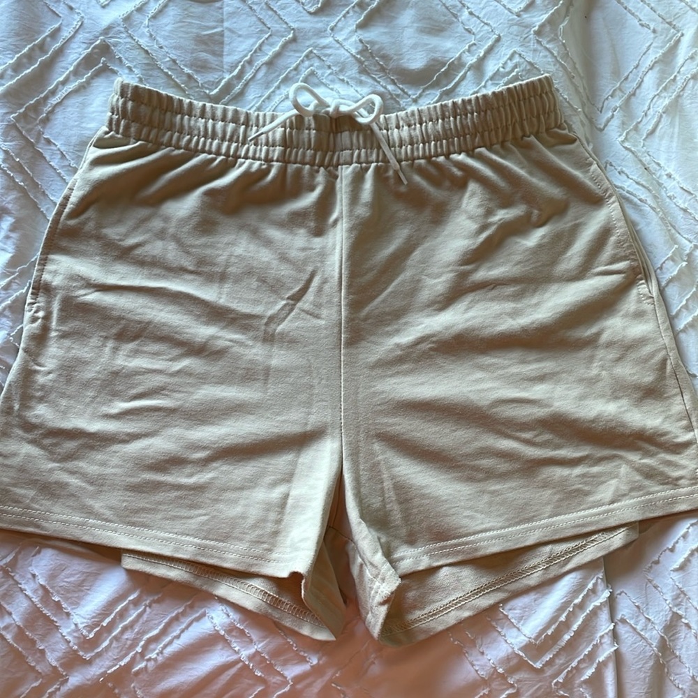 Women’s high waist comfortable shorts